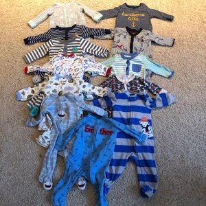 Footed sleepers - gap, target, boppy